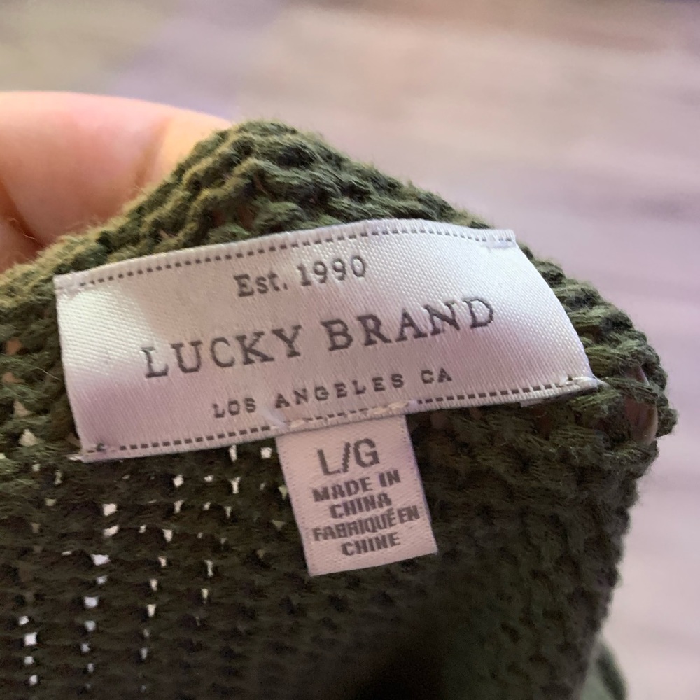 Green sweater - Picture 2 of 2